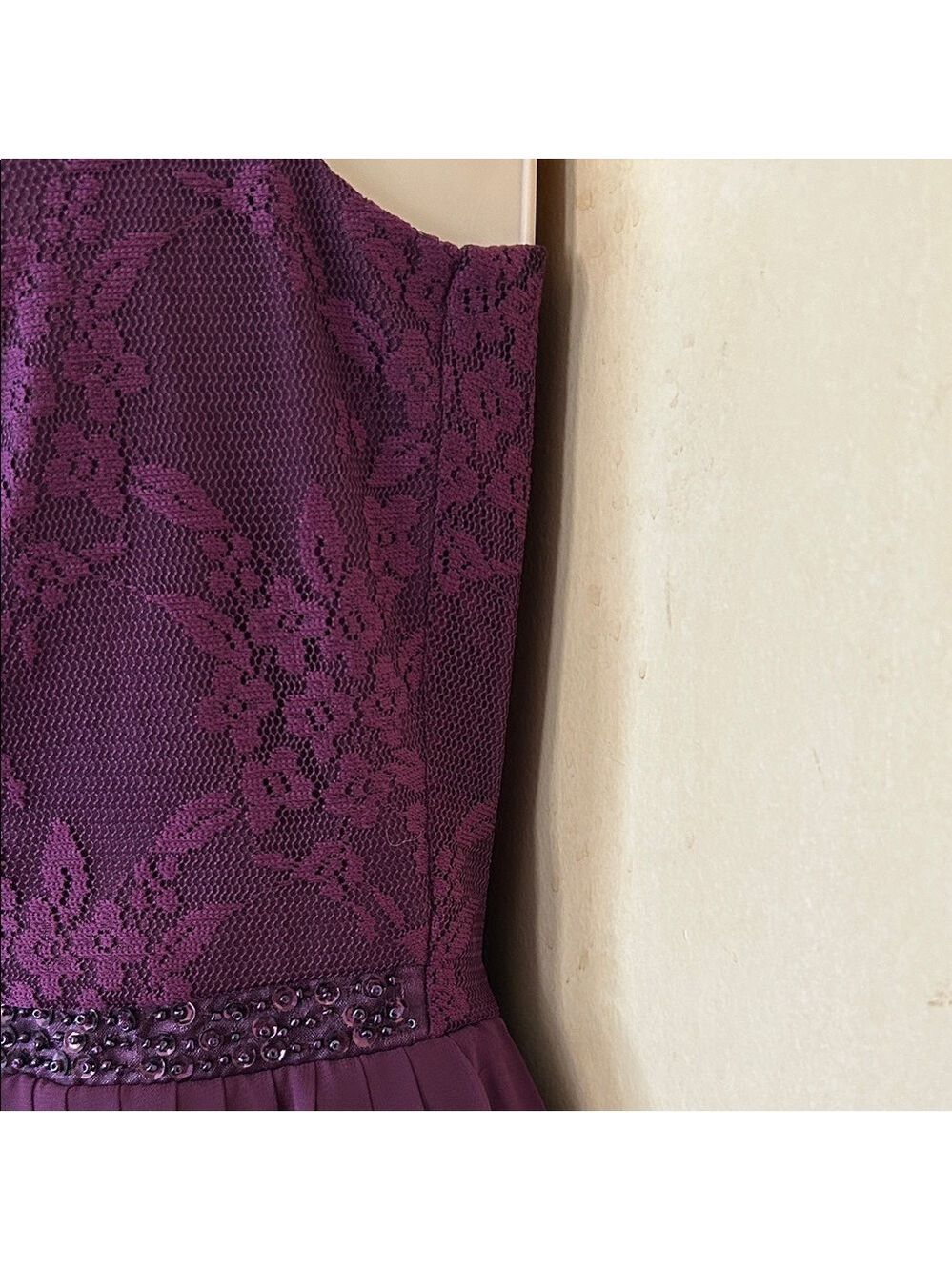 Speechless Lace Pleated Mini Dress in Rich Purple size 7 juniors - Picture 5 of 12